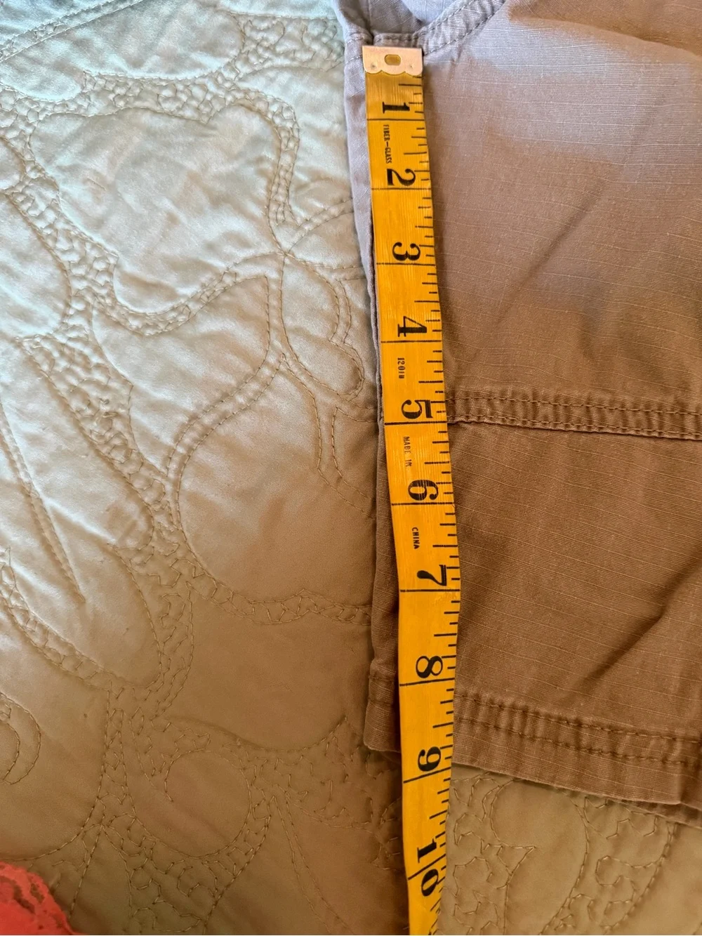 *Sold* Wrangler Authentics Men’s Khaki Cargo Shorts 32 Utility Y2K Gorpcore